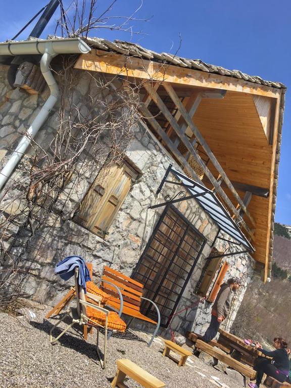 Ledenice Mountain House Varda מראה חיצוני תמונה